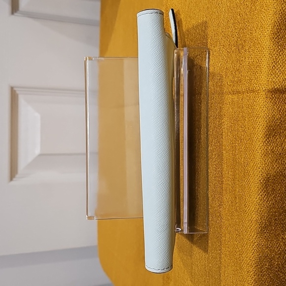 Kate Spade, Laurel Way Stacy Wallet, EUC - Picture 3 of 16